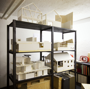 Unsere Arbeitsmodelle im Masstab 1:20 für die laufenden Projekte im Jahr 2016. Umbau in Meilen, Umbau in Adliswil und fertiger Umbau in Watt Regensdorf.